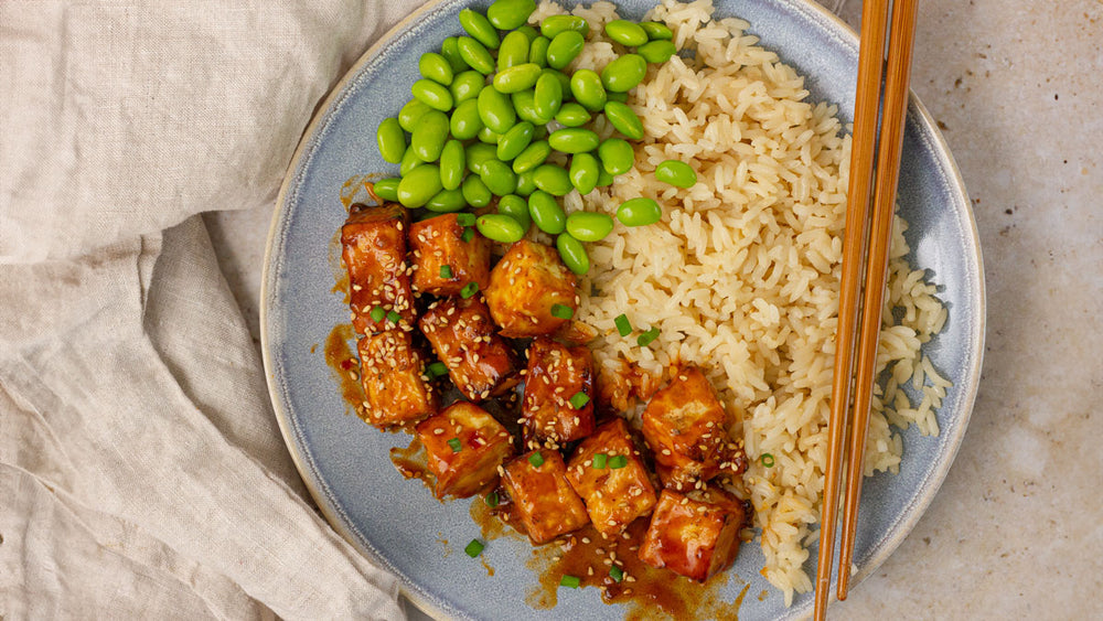 Low FODMAP General Tso's Tofu Bowls