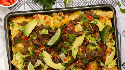 Sheet Pan Fajita Steak Nachos: Easy Weeknight Meal