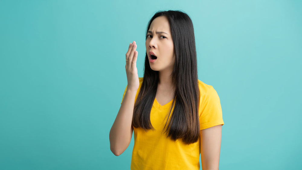 What to Eat and Drink to Conquer Bad Breath